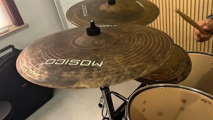 cymbal display (11)